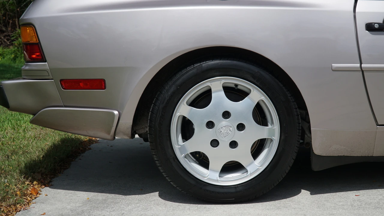 1988 Porsche 944 Turbo - Image 31 of 31