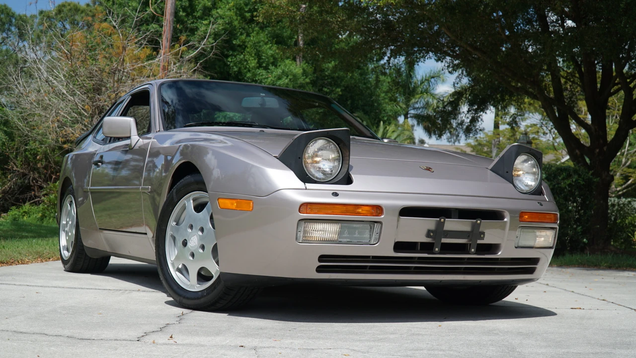 1988 Porsche 944 Turbo - Image 3 of 31