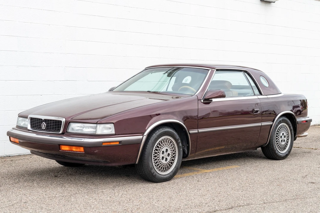 1989 Chrysler TC by Maserati - Image 2 of 31