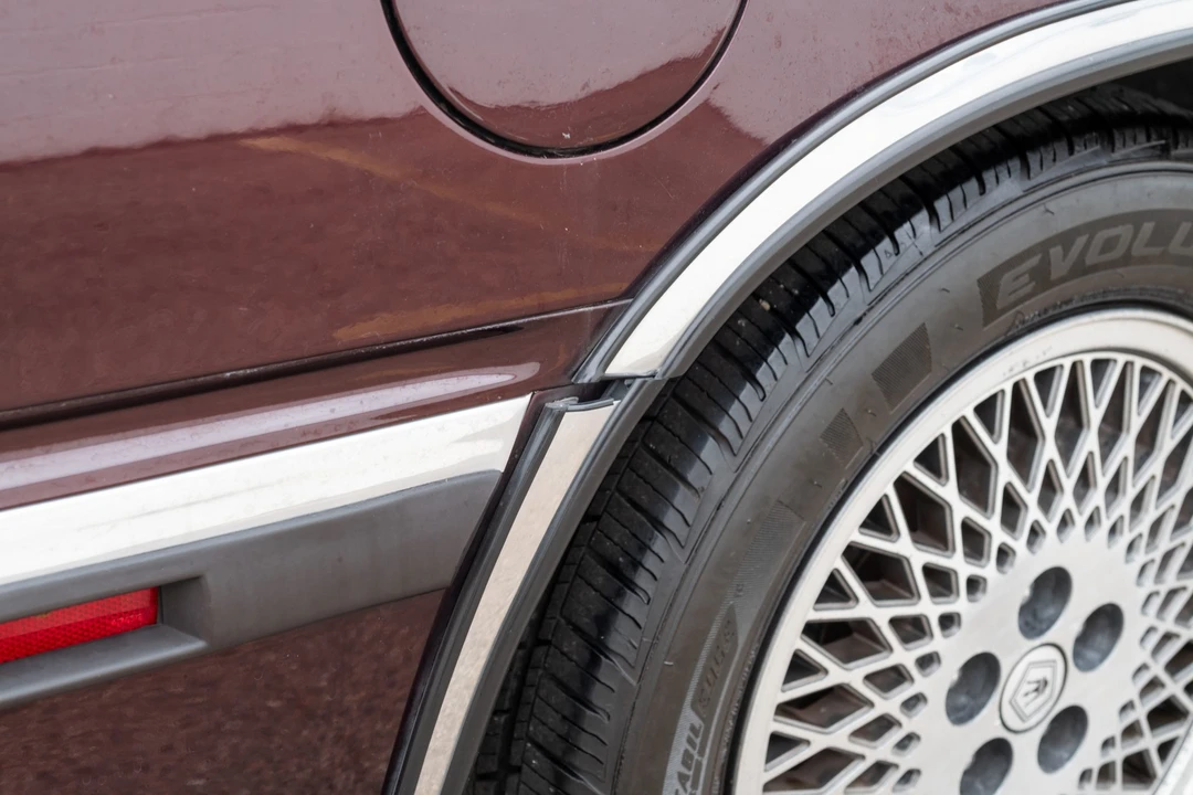 1989 Chrysler TC by Maserati - Image 17 of 31