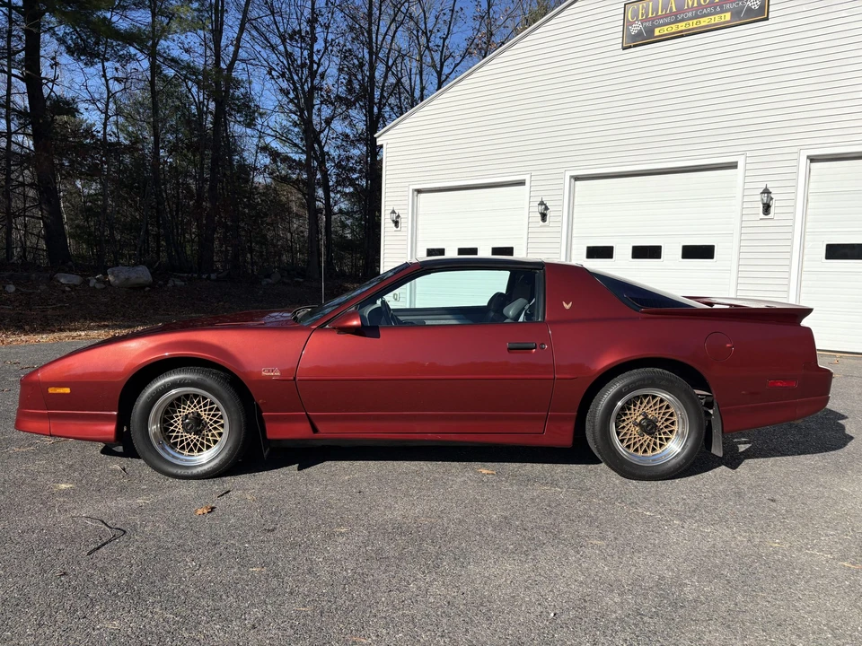 1989 Pontiac Firebird Trans Am 3rd Gen - Image 13 of 31
