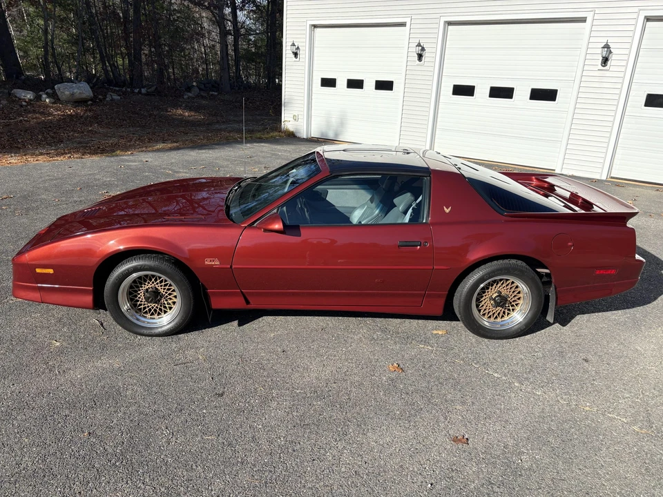 1989 Pontiac Firebird Trans Am 3rd Gen - Image 16 of 31