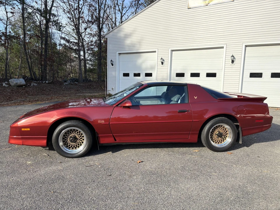 1989 Pontiac Firebird Trans Am 3rd Gen - Image 14 of 31