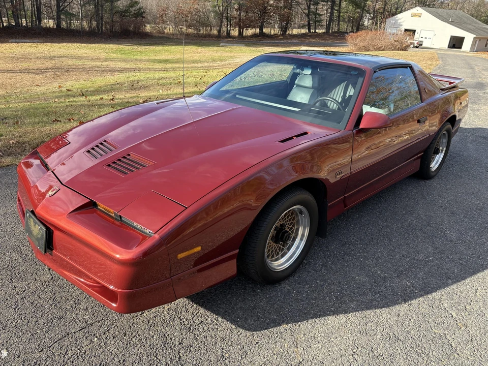 1989 Pontiac Firebird Trans Am 3rd Gen - Image 8 of 31