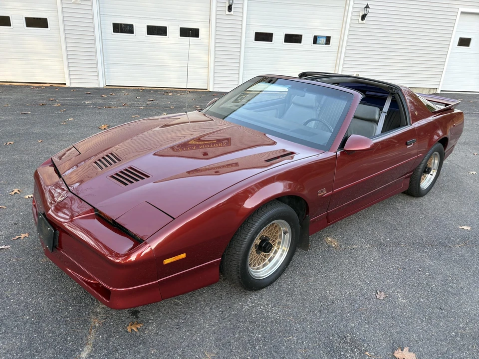 1989 Pontiac Firebird Trans Am 3rd Gen - Image 3 of 31