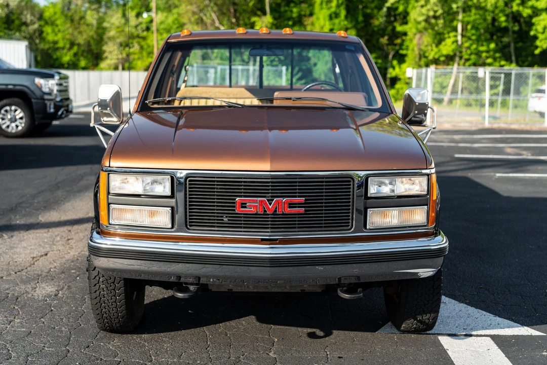 1990 GMC Sierra 1st Gen - Image 3 of 31