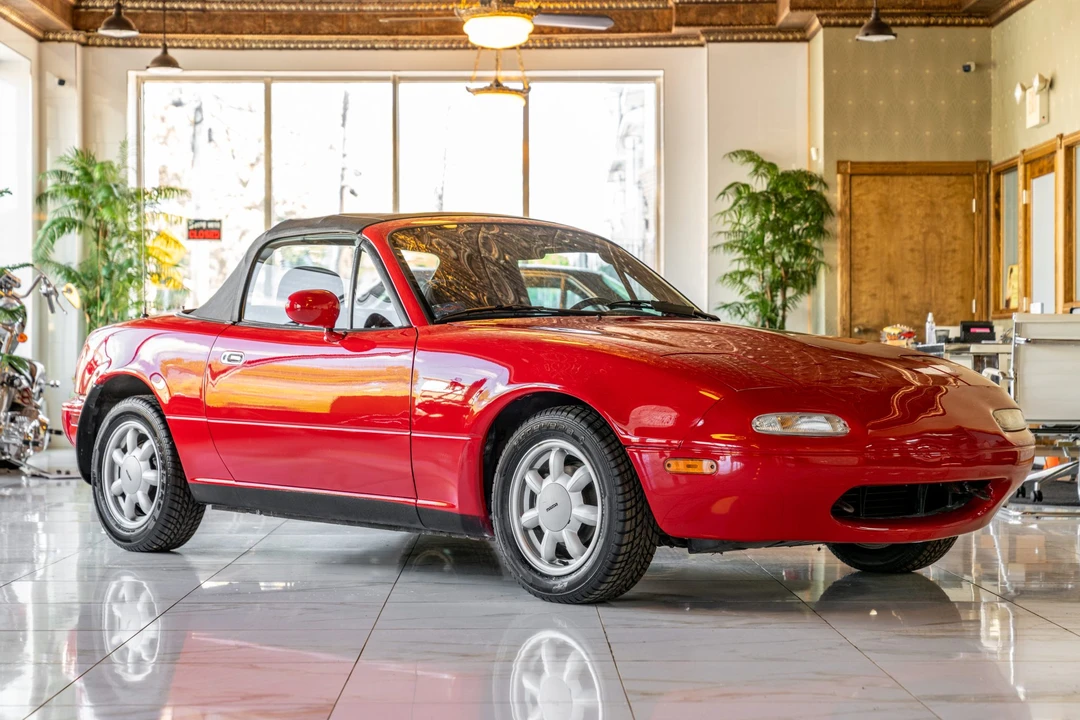 1990 Mazda NA MX-5 Miata - Image 7 of 31