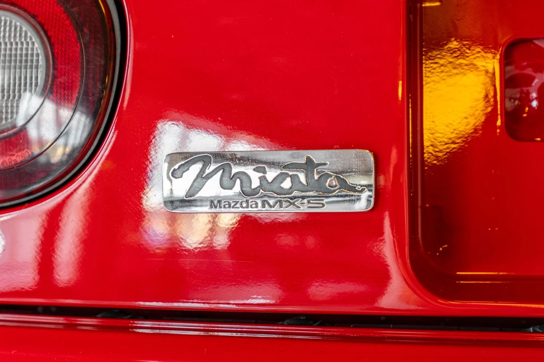 1990 Mazda NA MX-5 Miata - Image 30 of 31