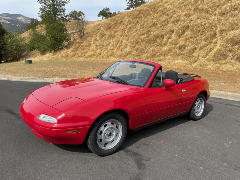 1990 Mazda NA MX-5 Miata - Image 15 of 31