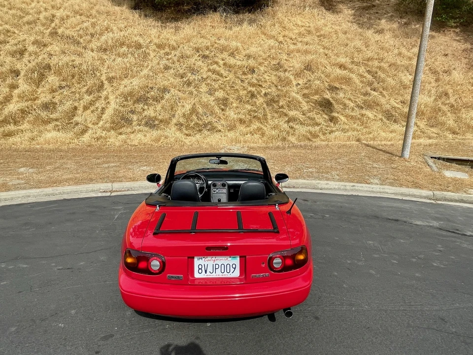 1990 Mazda NA MX-5 Miata - Image 9 of 31