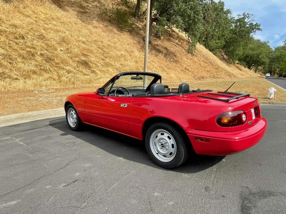 1990 Mazda NA MX-5 Miata - Image 12 of 31
