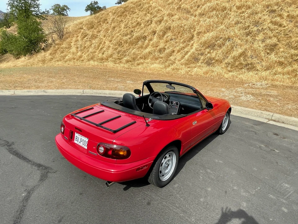 1990 Mazda NA MX-5 Miata - Image 8 of 31