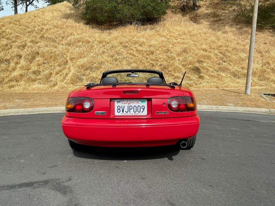 1990 Mazda NA MX-5 Miata - Image 11 of 31