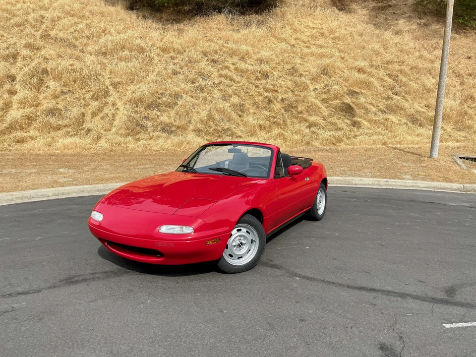 1990 Mazda NA MX-5 Miata - Image 2 of 31