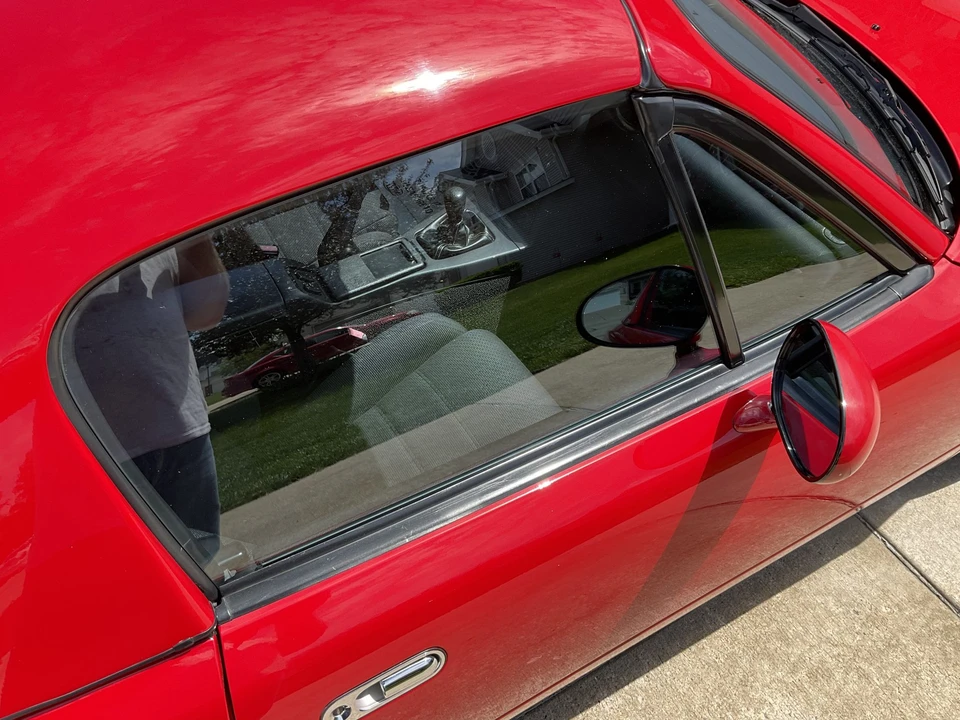 1990 Mazda NA MX-5 Miata - Image 27 of 31