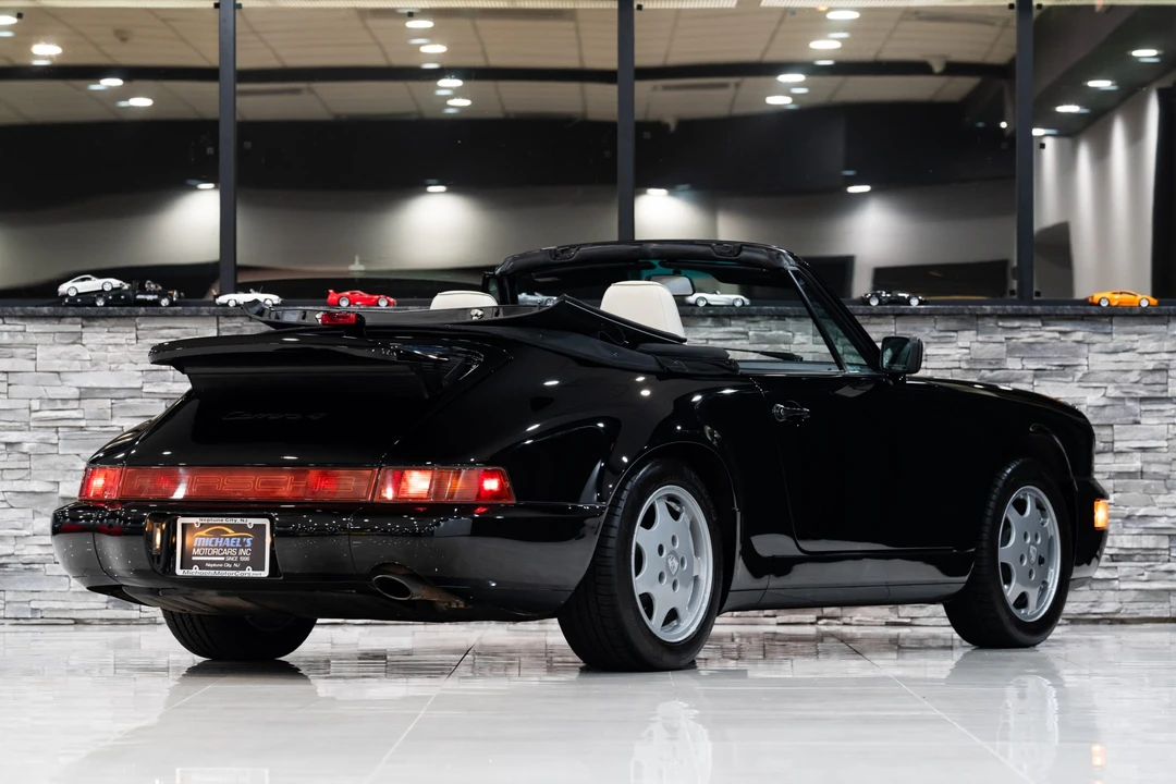 1990 Porsche 964 Carrera 4 - Image 30 of 31
