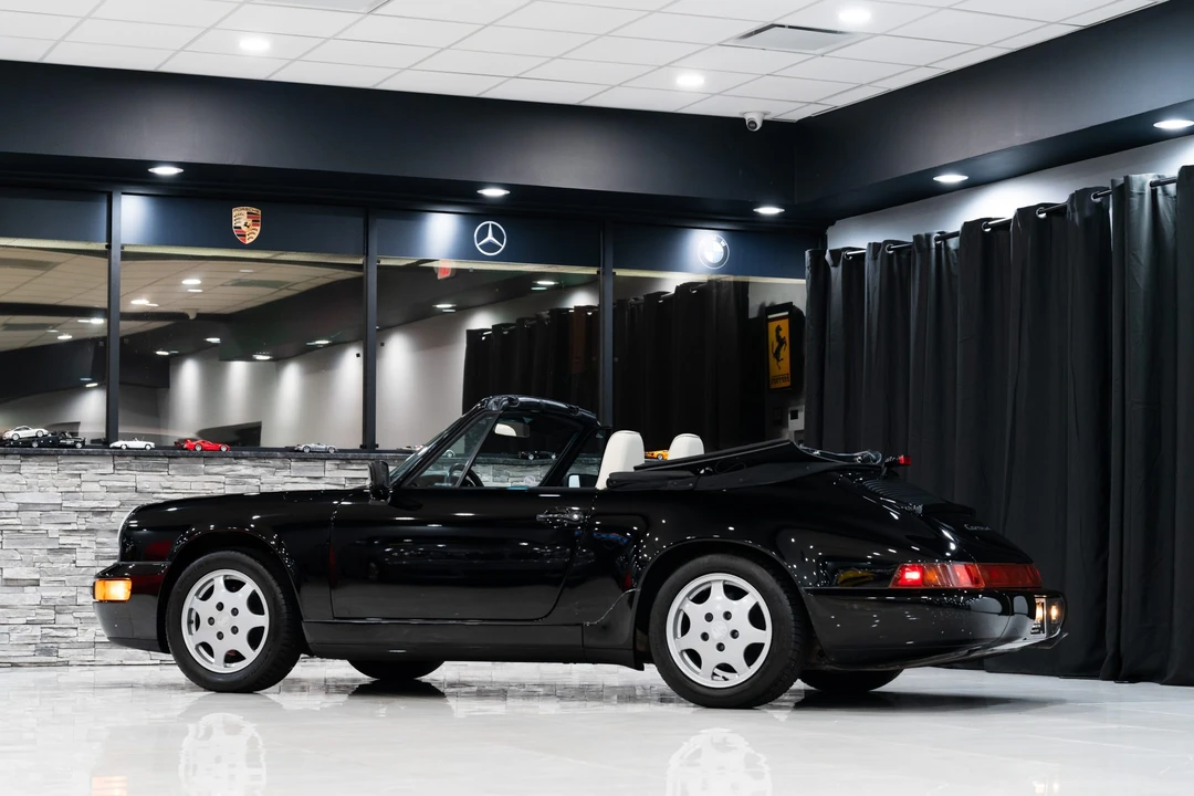 1990 Porsche 964 Carrera 4 - Image 16 of 31