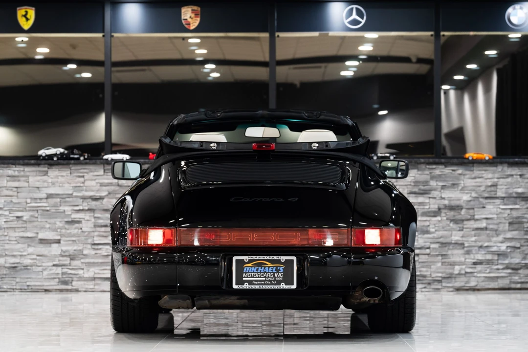 1990 Porsche 964 Carrera 4 - Image 24 of 31