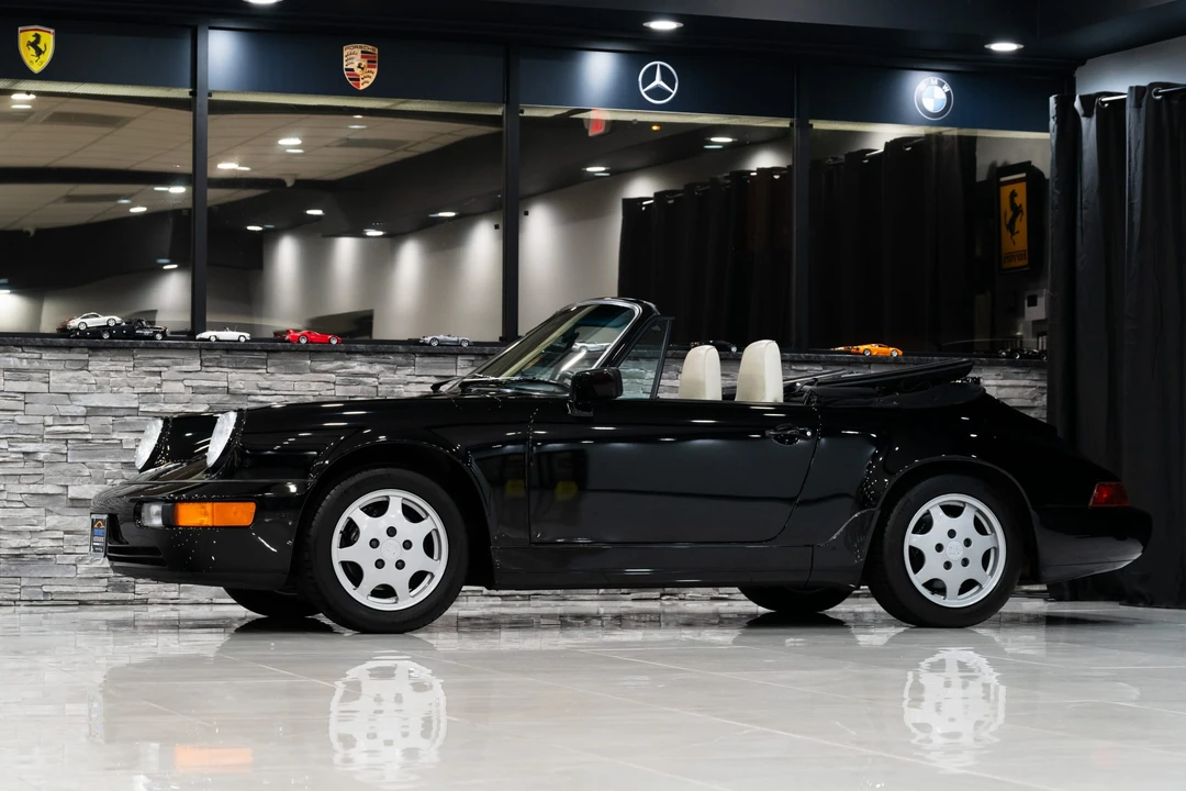 1990 Porsche 964 Carrera 4 - Image 10 of 31