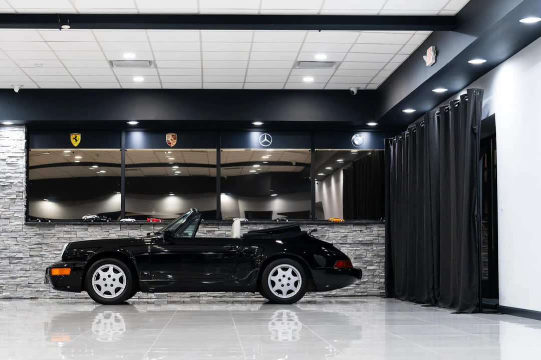 1990 Porsche 964 Carrera 4 - Image 11 of 31