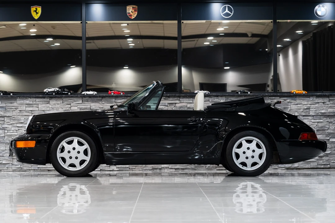 1990 Porsche 964 Carrera 4 - Image 15 of 31