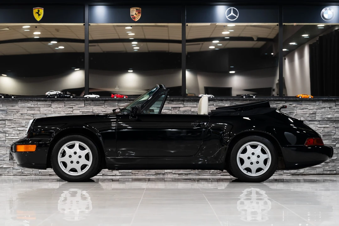 1990 Porsche 964 Carrera 4 - Image 13 of 31