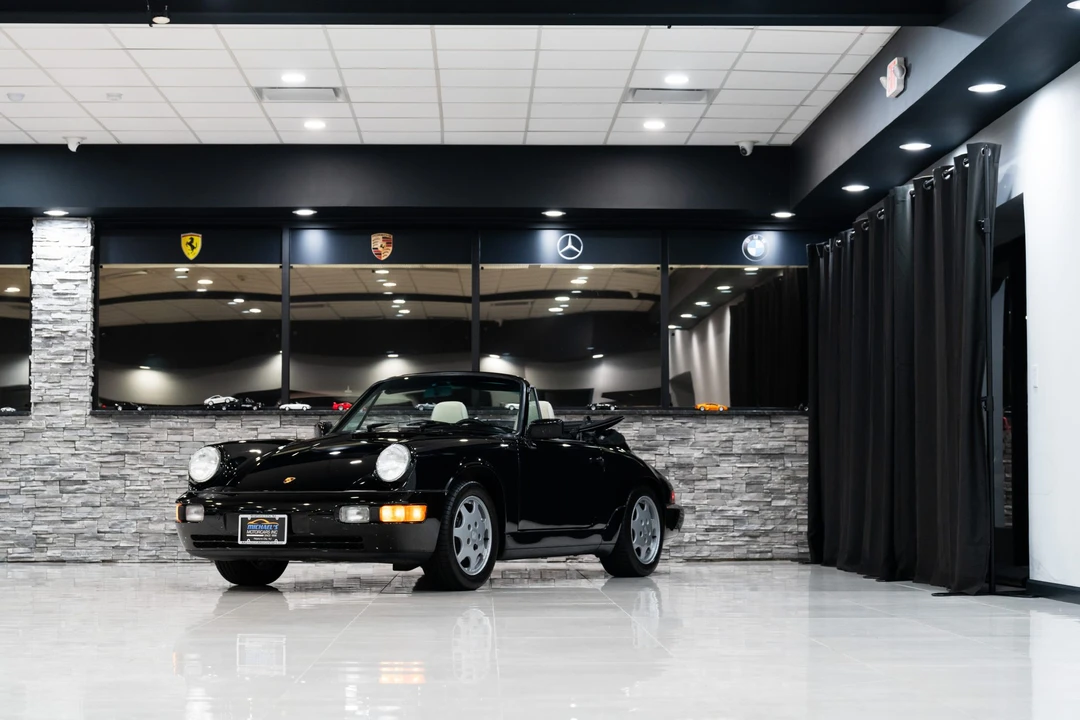 1990 Porsche 964 Carrera 4 - Image 2 of 31