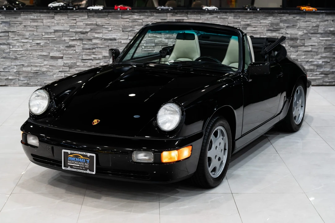 1990 Porsche 964 Carrera 4 - Image 4 of 31