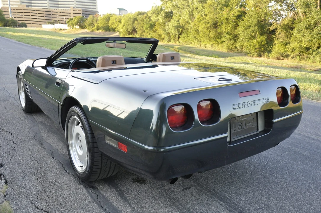 1991 Chevrolet Corvette C4 - Image 9 of 31