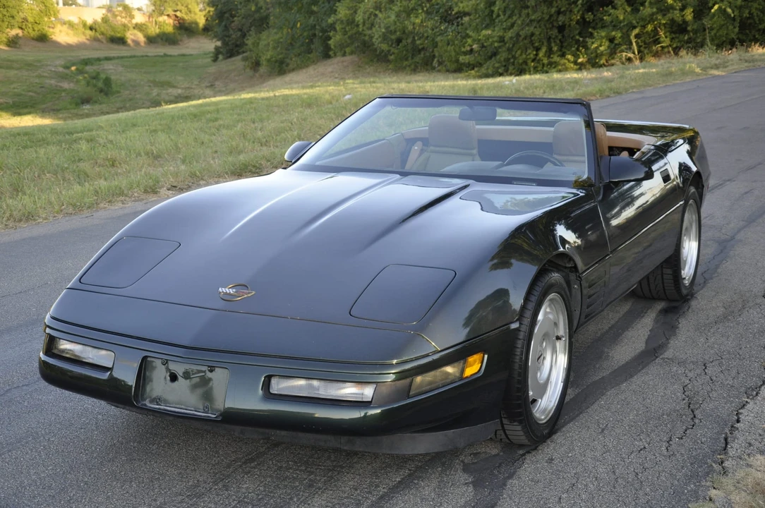 1991 Chevrolet Corvette C4 - Image 2 of 31