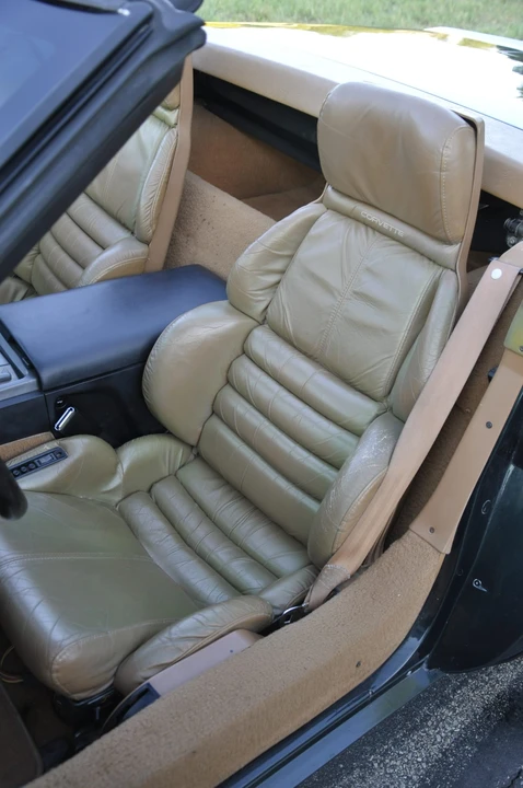 1991 Chevrolet Corvette C4 - Image 29 of 31