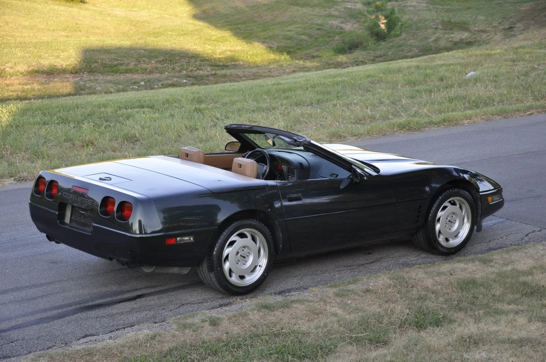 1991 Chevrolet Corvette C4 - Image 11 of 31