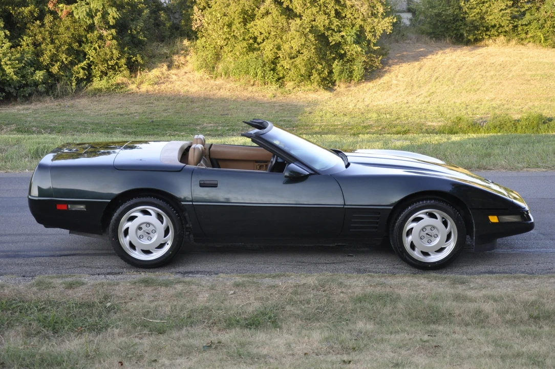 1991 Chevrolet Corvette C4 - Image 13 of 31