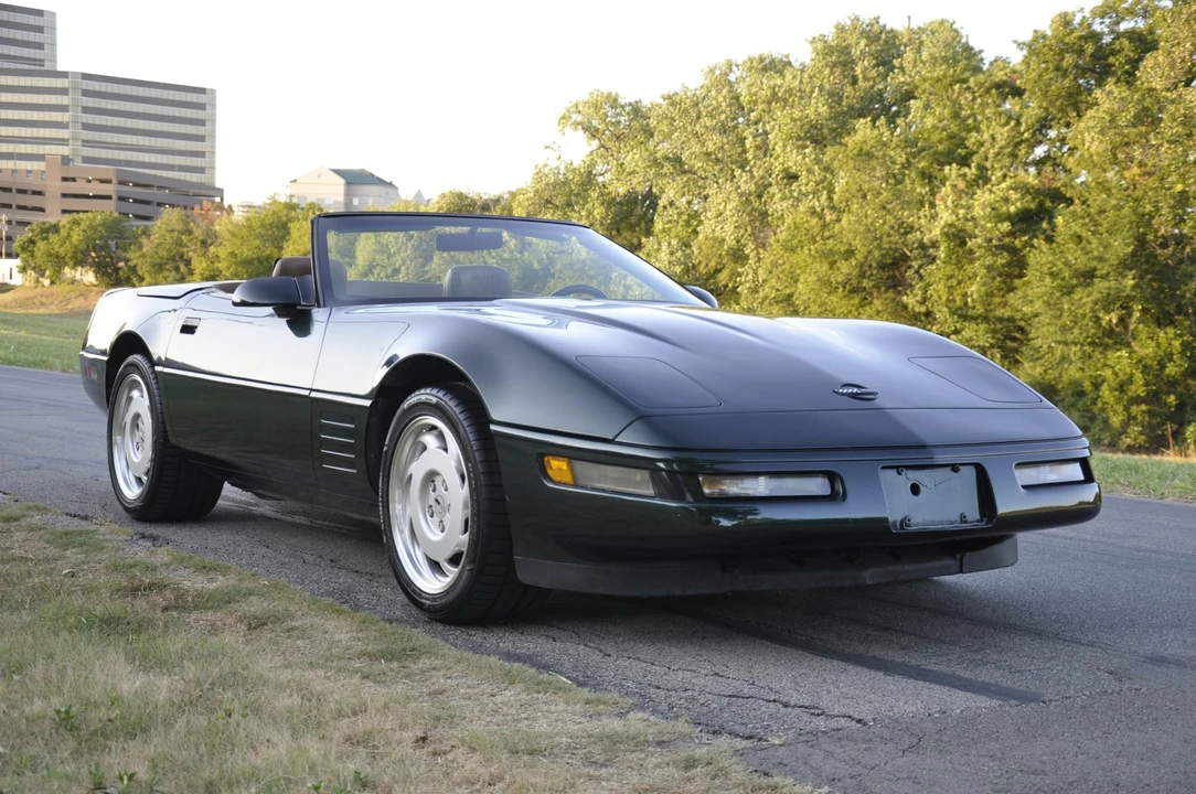 1991 Chevrolet Corvette C4 - Image 15 of 31