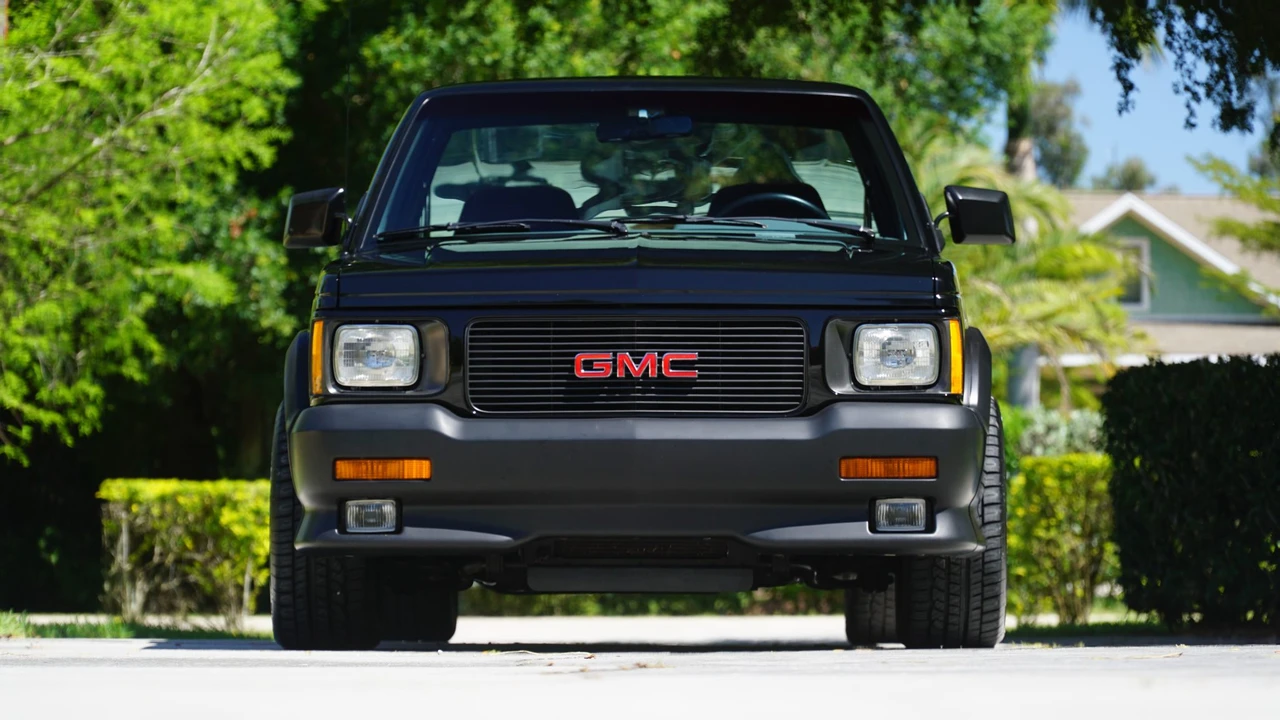 1991 GMC Syclone - Image 5 of 31