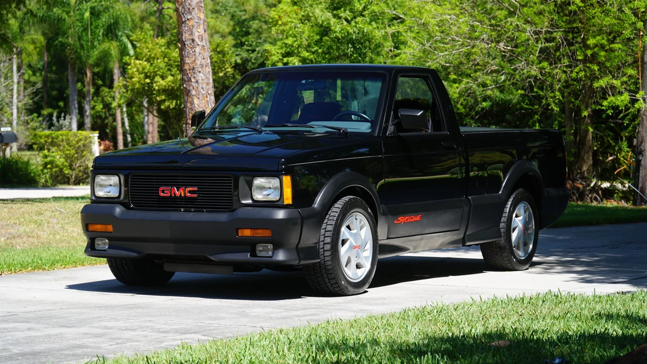 1991 GMC Syclone - Image 4 of 31