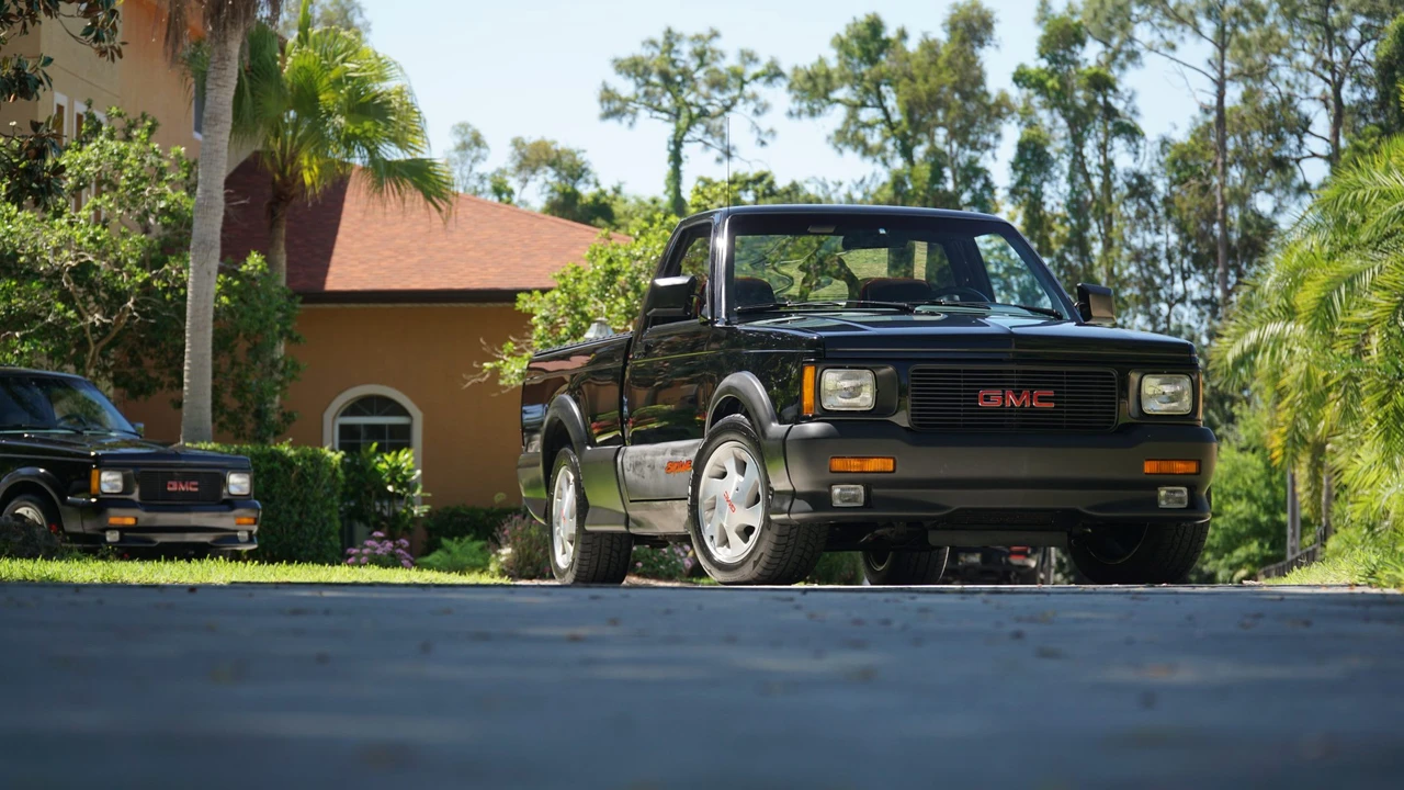 1991 GMC Syclone - Image 6 of 31