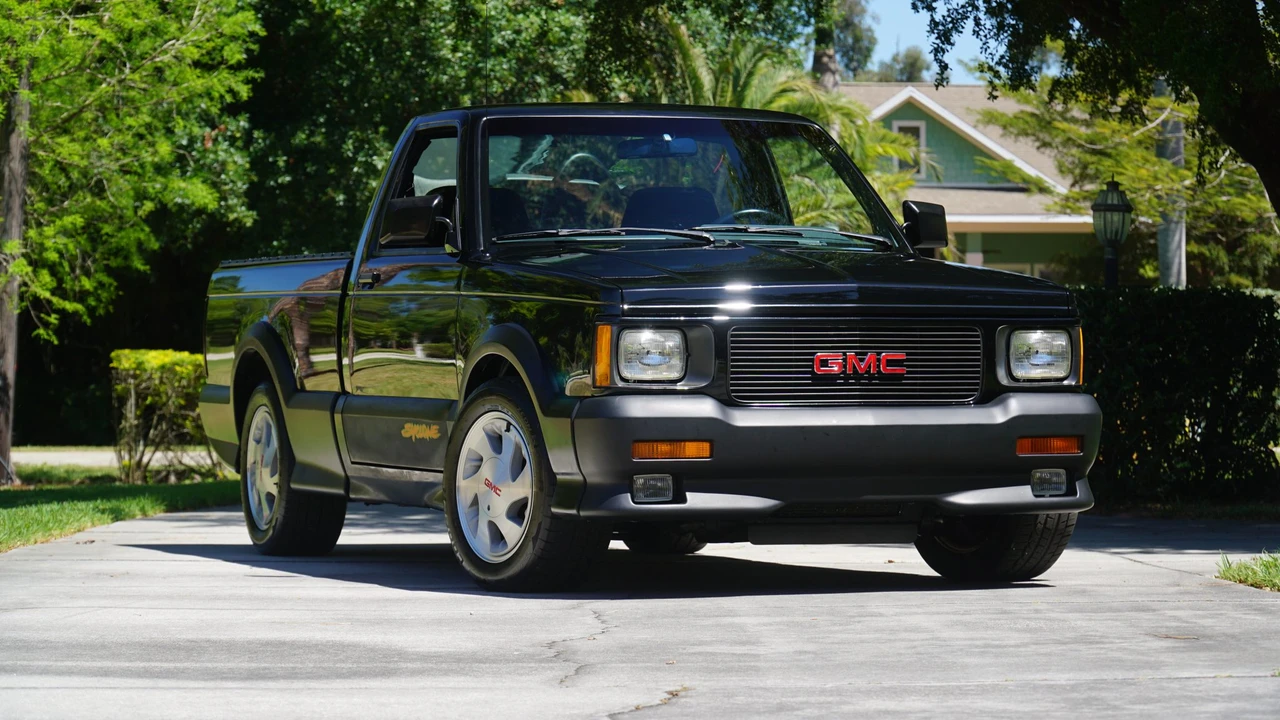 1991 GMC Syclone - Image 8 of 31