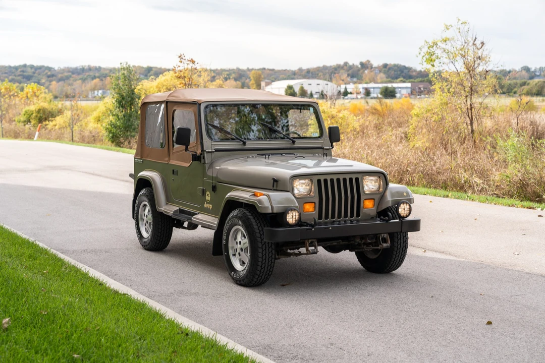 1991 Jeep YJ Wrangler - Image 28 of 31