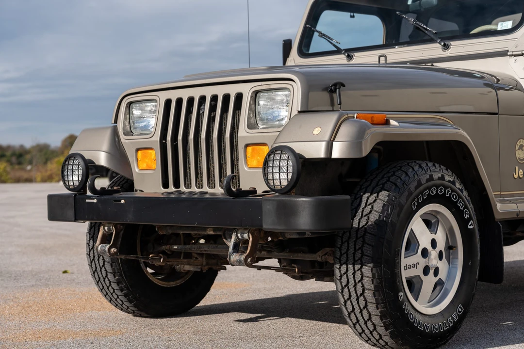 1991 Jeep YJ Wrangler - Image 30 of 31