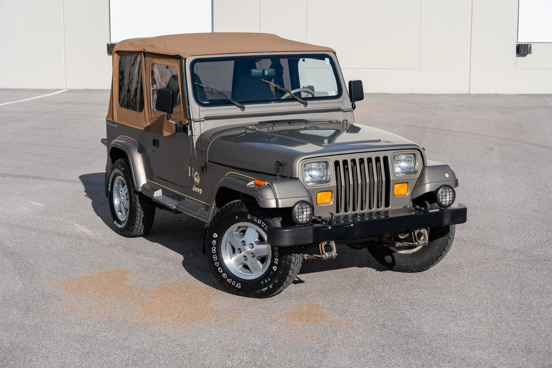 1991 Jeep YJ Wrangler - Image 21 of 31