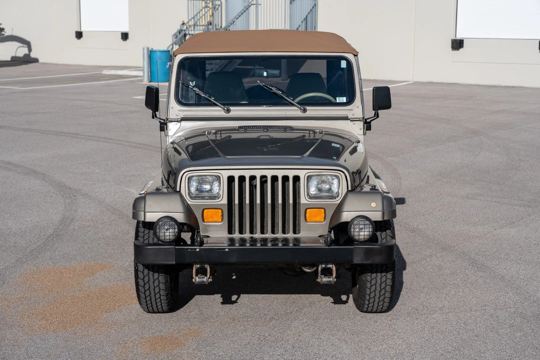 1991 Jeep YJ Wrangler - Image 23 of 31