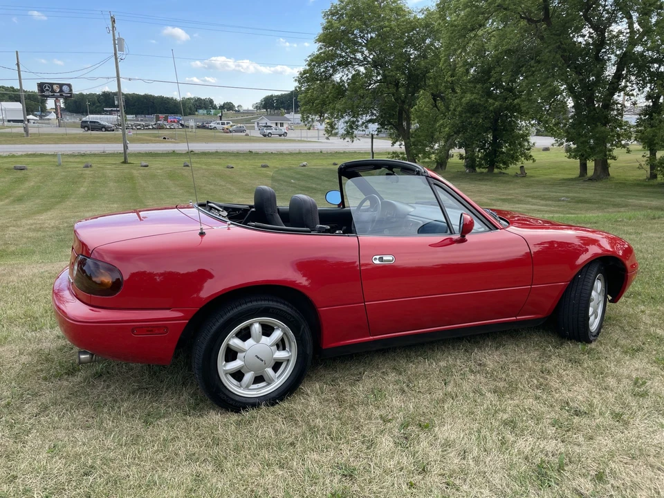 1991 Mazda NA MX-5 Miata - Image 10 of 31