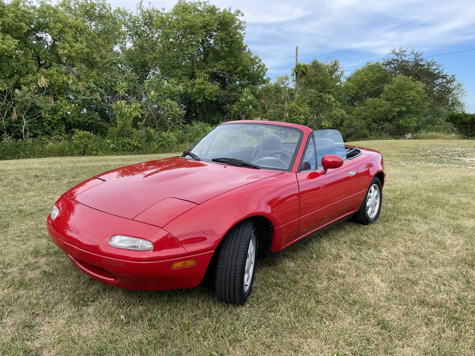 1991 Mazda NA MX-5 Miata - Image 2 of 31