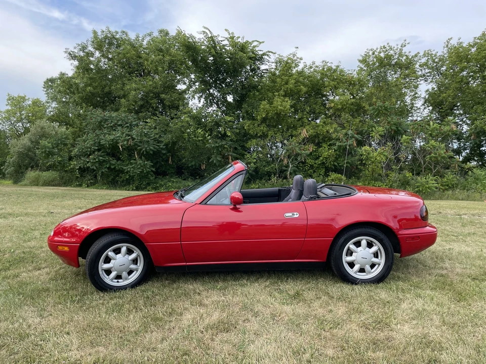 1991 Mazda NA MX-5 Miata - Image 5 of 31