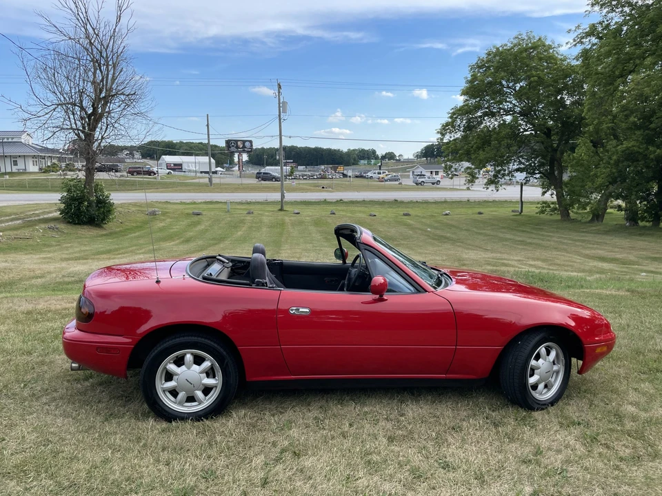 1991 Mazda NA MX-5 Miata - Image 12 of 31