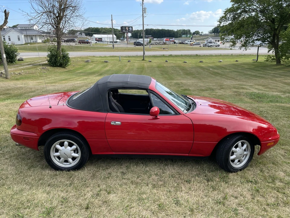 1991 Mazda NA MX-5 Miata - Image 23 of 31
