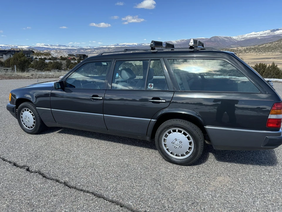 1991 Mercedes-Benz W124 E-Class - Image 10 of 31
