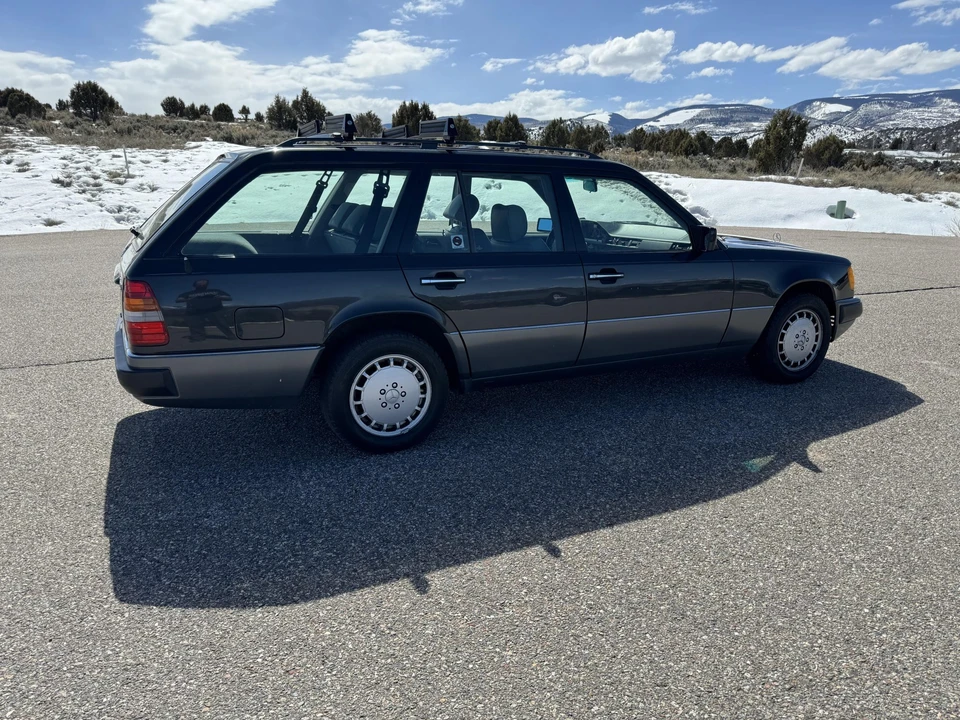 1991 Mercedes-Benz W124 E-Class - Image 21 of 31