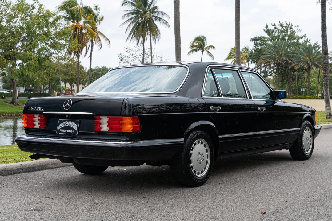1991 Mercedes-Benz W126 S-Class Sedan - Image 8 of 31